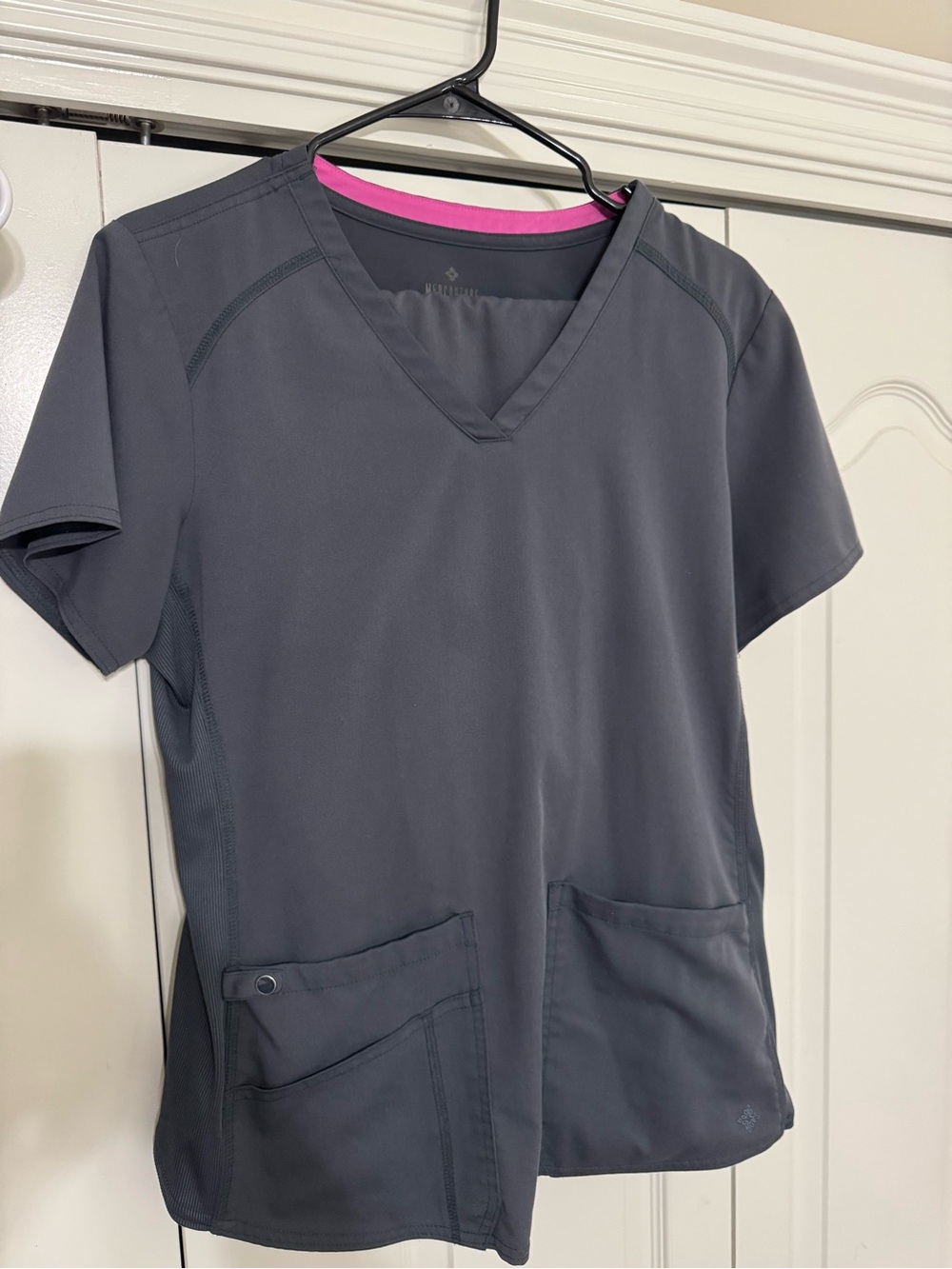 Med Couture Charcoal Gray Scrub Top and Jogger Bottoms set
